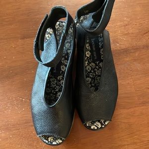 Bernie Mev Ladies Black Shoes size 38